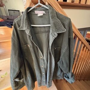 Olive Green Corduroy Jacket/Botton-up